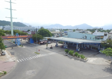 Opened the first Hoa Khanh gas station