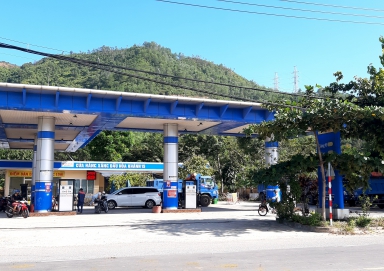 Cửa Hàng Xăng Dầu Hòa Khánh 15